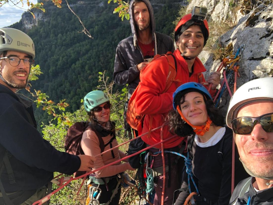 Le groupe réuni sur une vire au cours du séjour